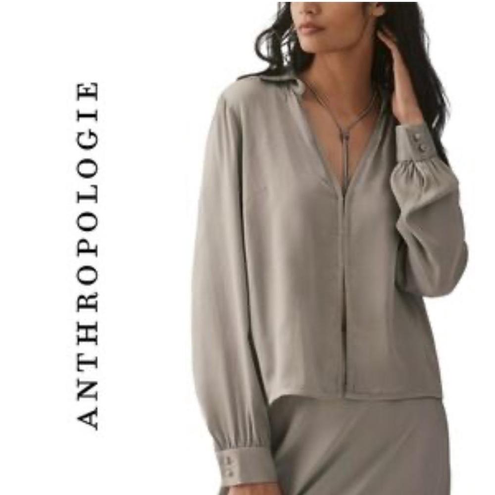 NWT! By Anthropologie Long-Sleeve Silky Top in Moss - Medium 🧡
